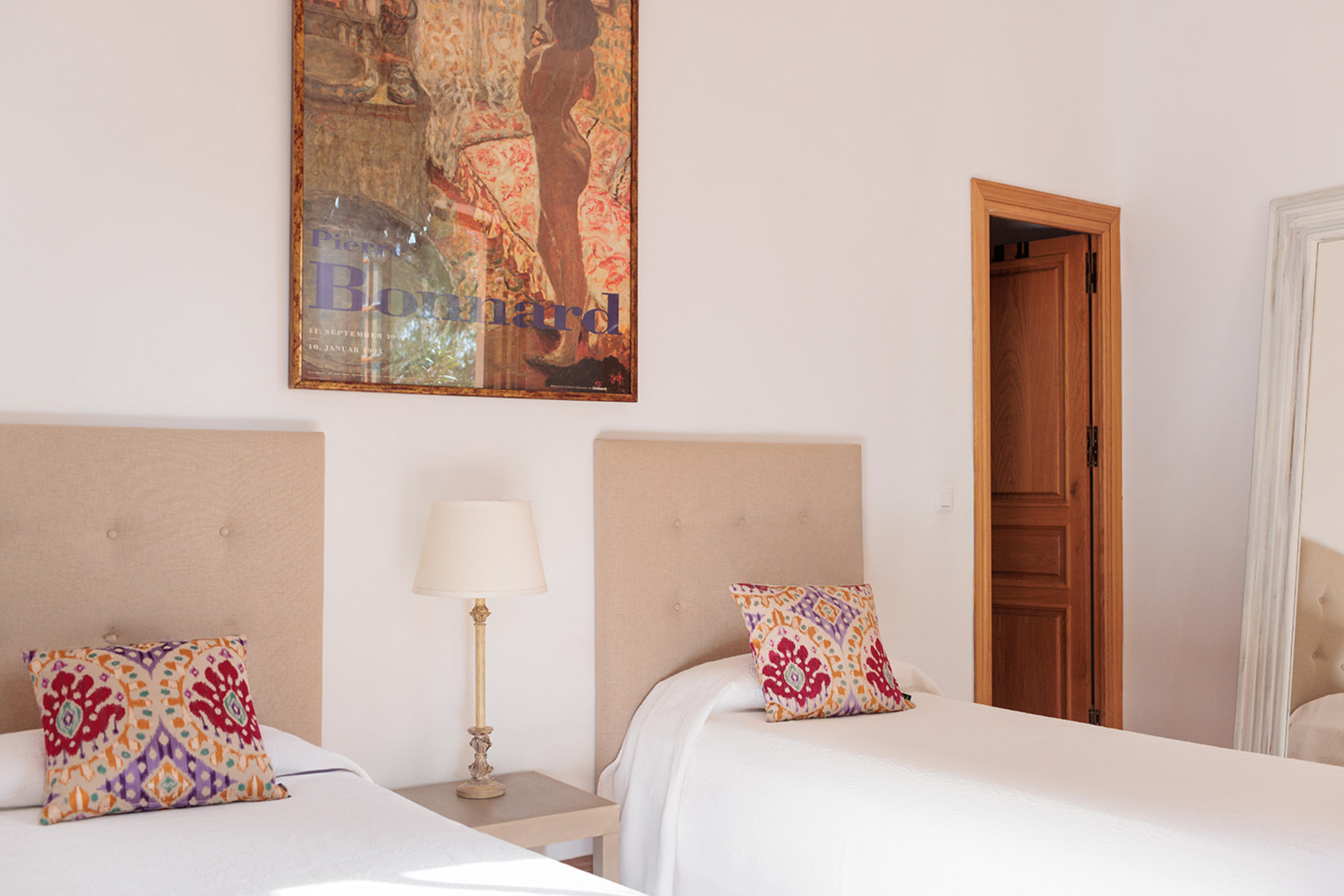 finca-parrilla_villa_andalusia-spain_interior-beds.jpg