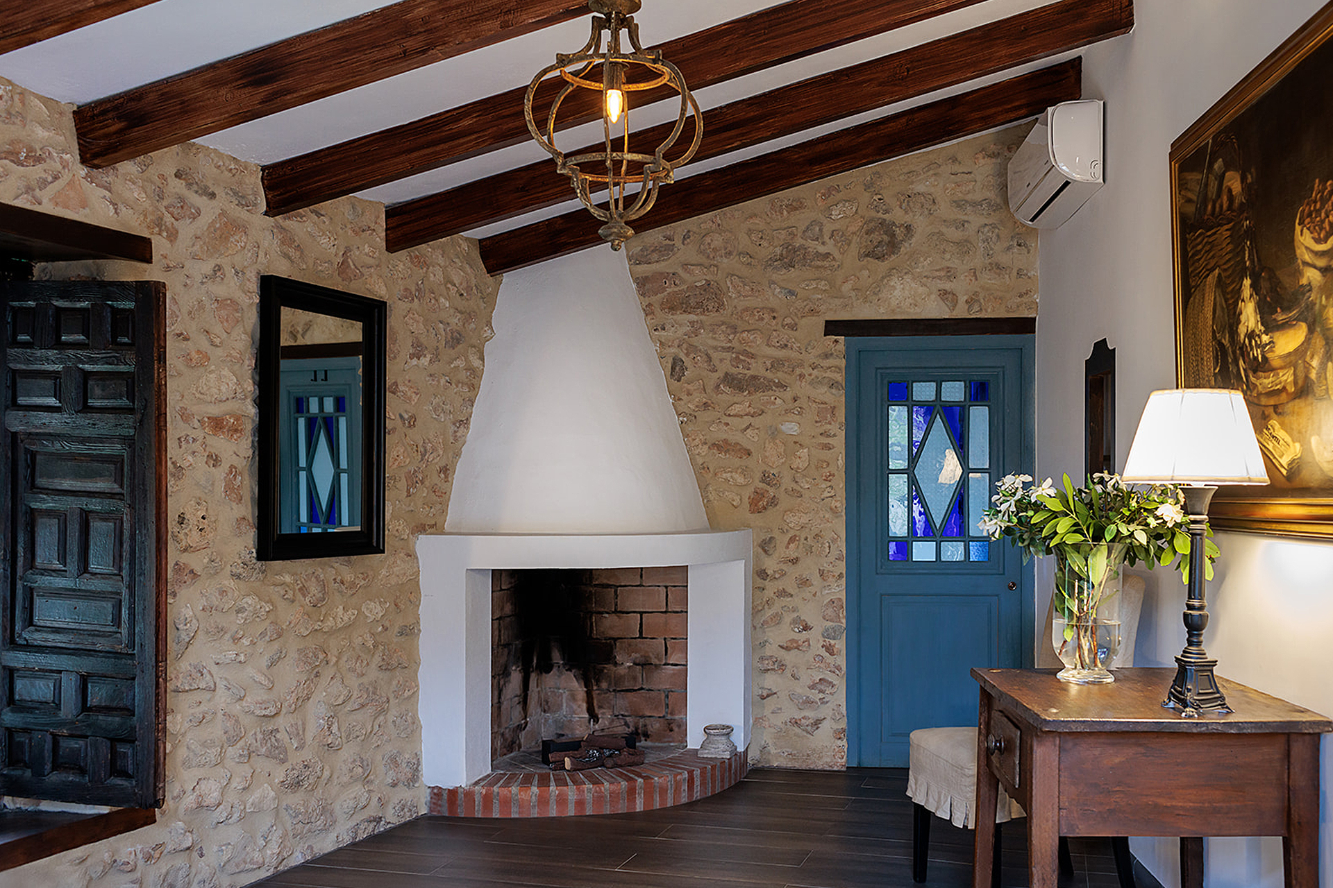 finca-parrilla_villa_andalusia-spain_interior-entrance.jpg