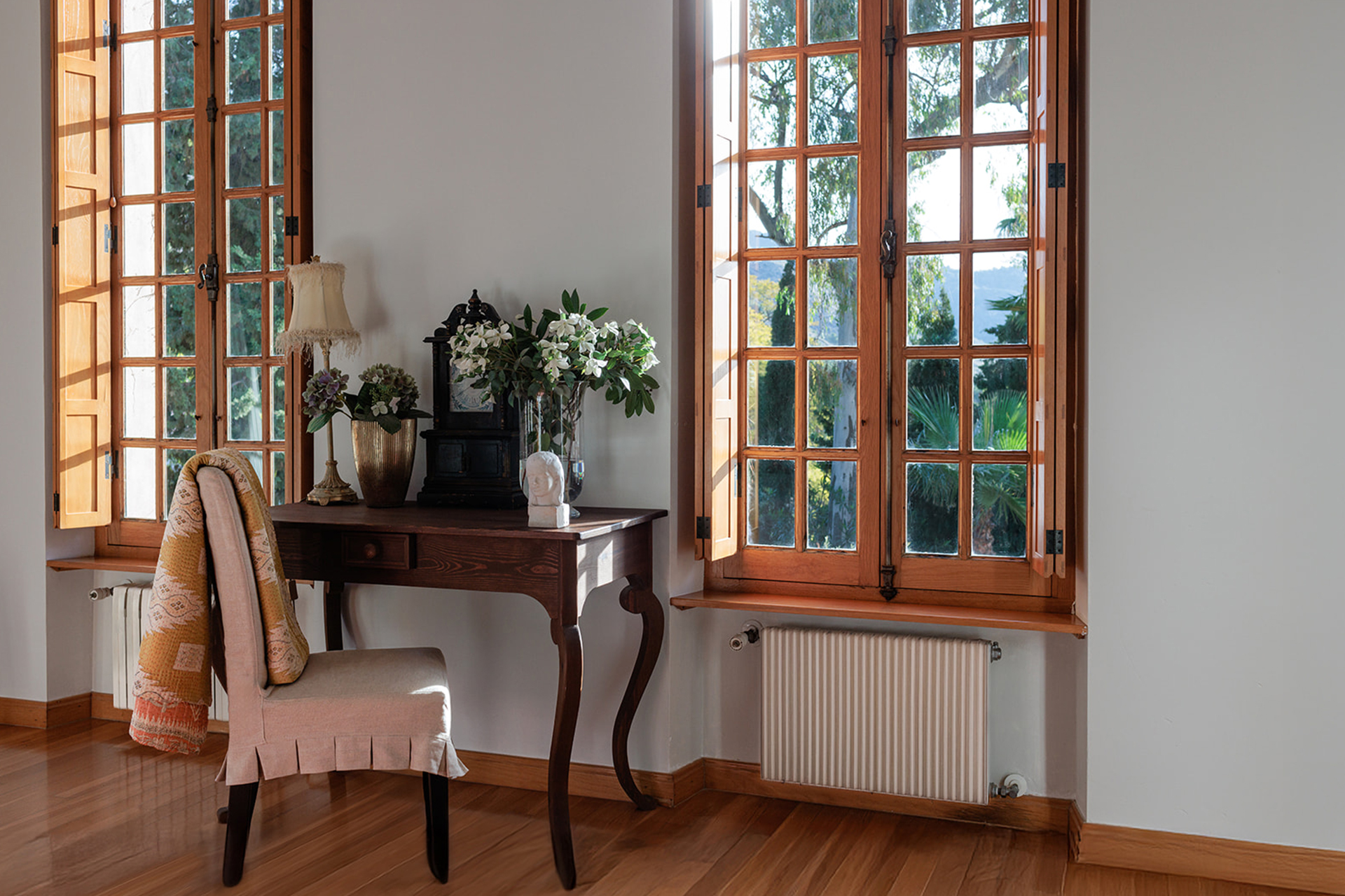 finca-parrilla_villa_andalusia-spain_interior-windows.jpg