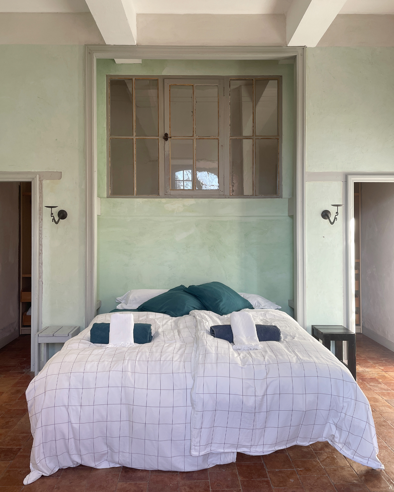 the-linen-mill_bed&breakfast_occitanie-france_suite-pomme-interior-bedroom-space.jpg