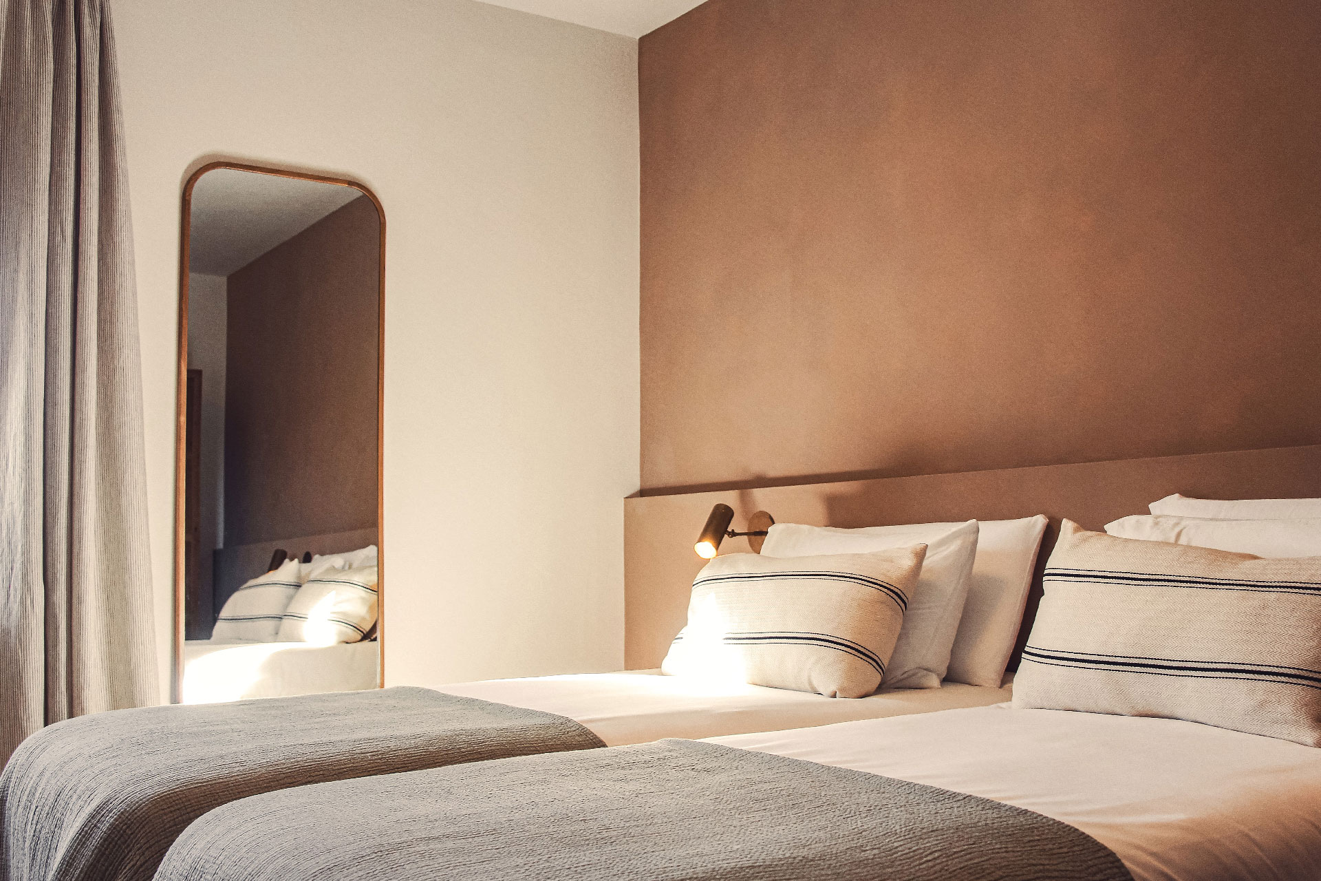 agriturismo-scala_bed-and-breakfast_marche-italy_interior-raggia-1.jpg