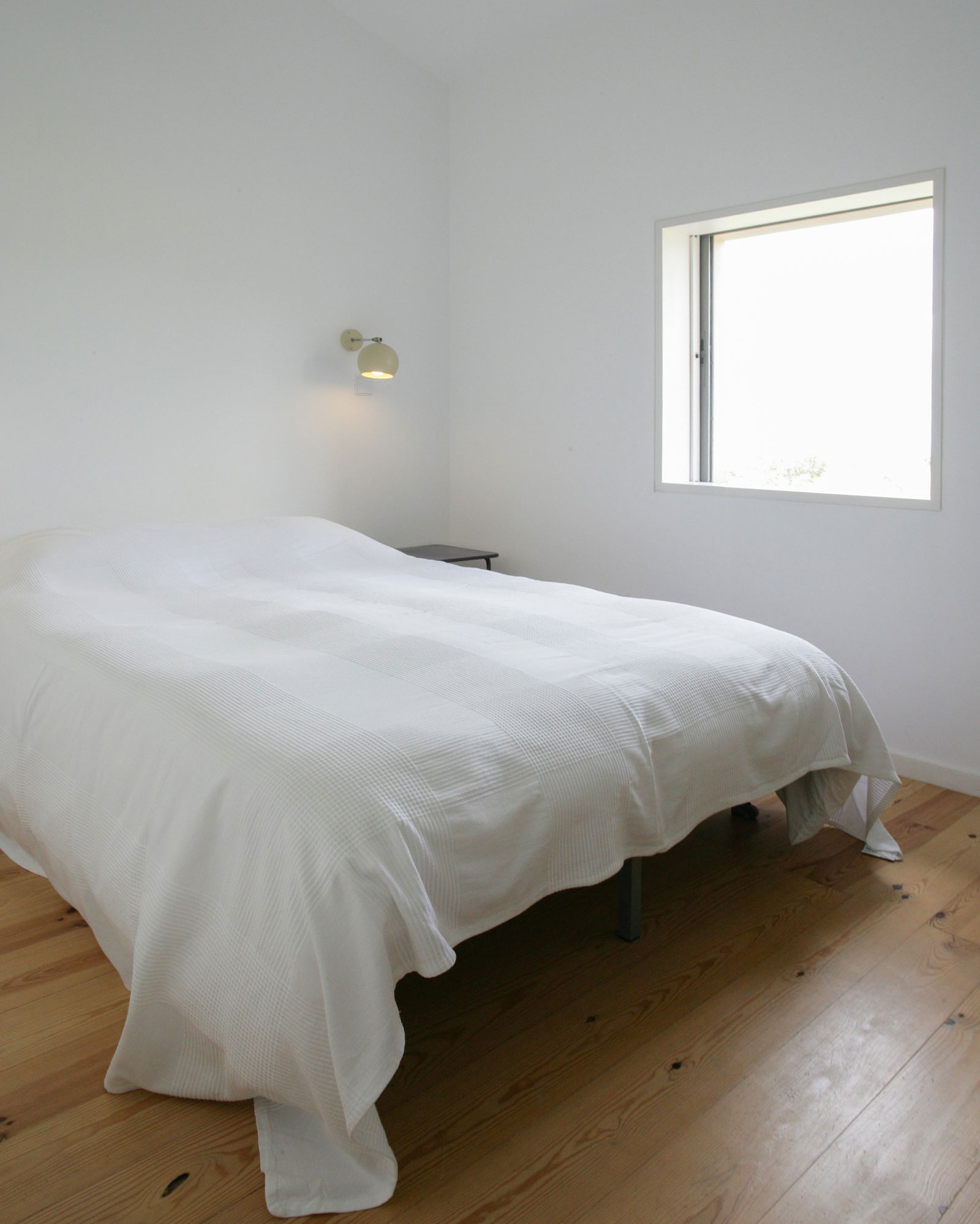 the-little-orchard_villa_melides-setubal-portugal_interior-bed-room.jpg