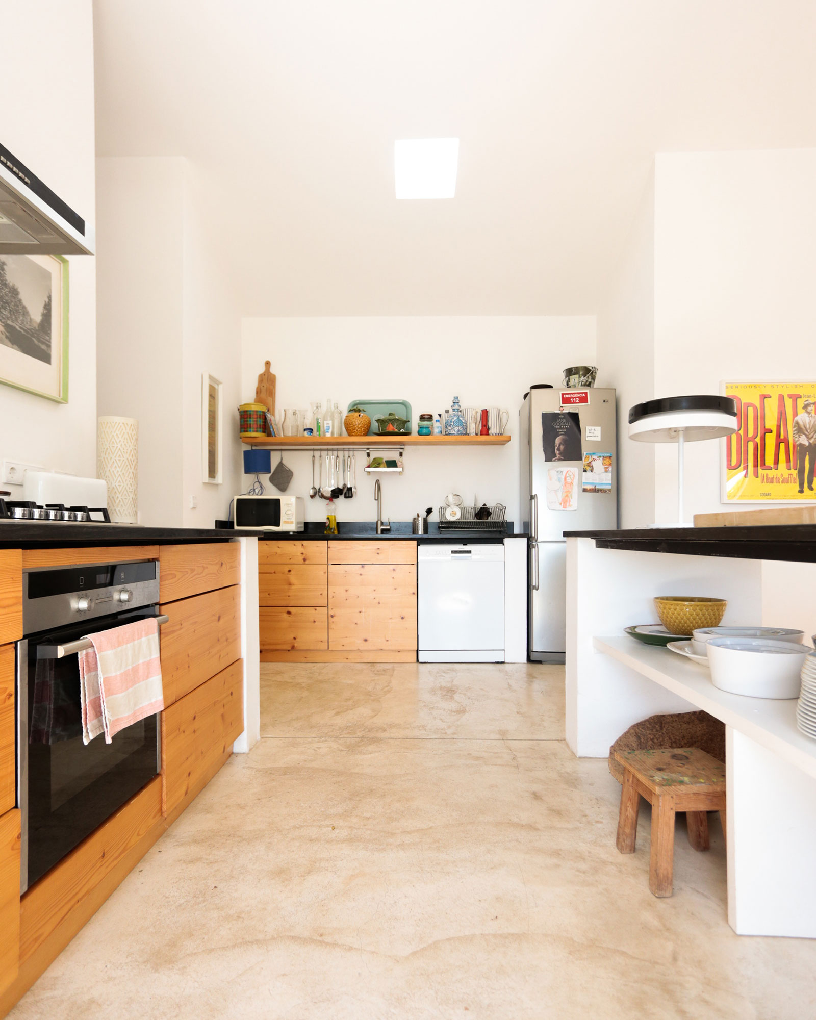 the-little-orchard_villa_melides-setubal-portugal_interior-kitchen.jpg