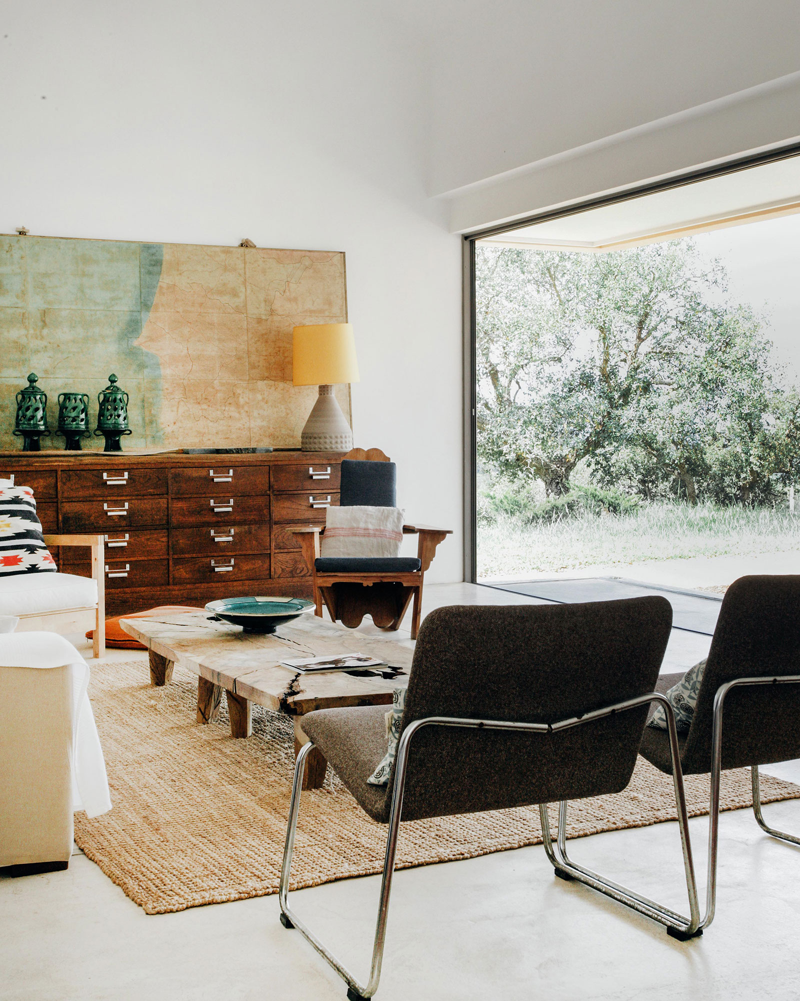 the-little-orchard_villa_melides-setubal-portugal_interior-living.jpg