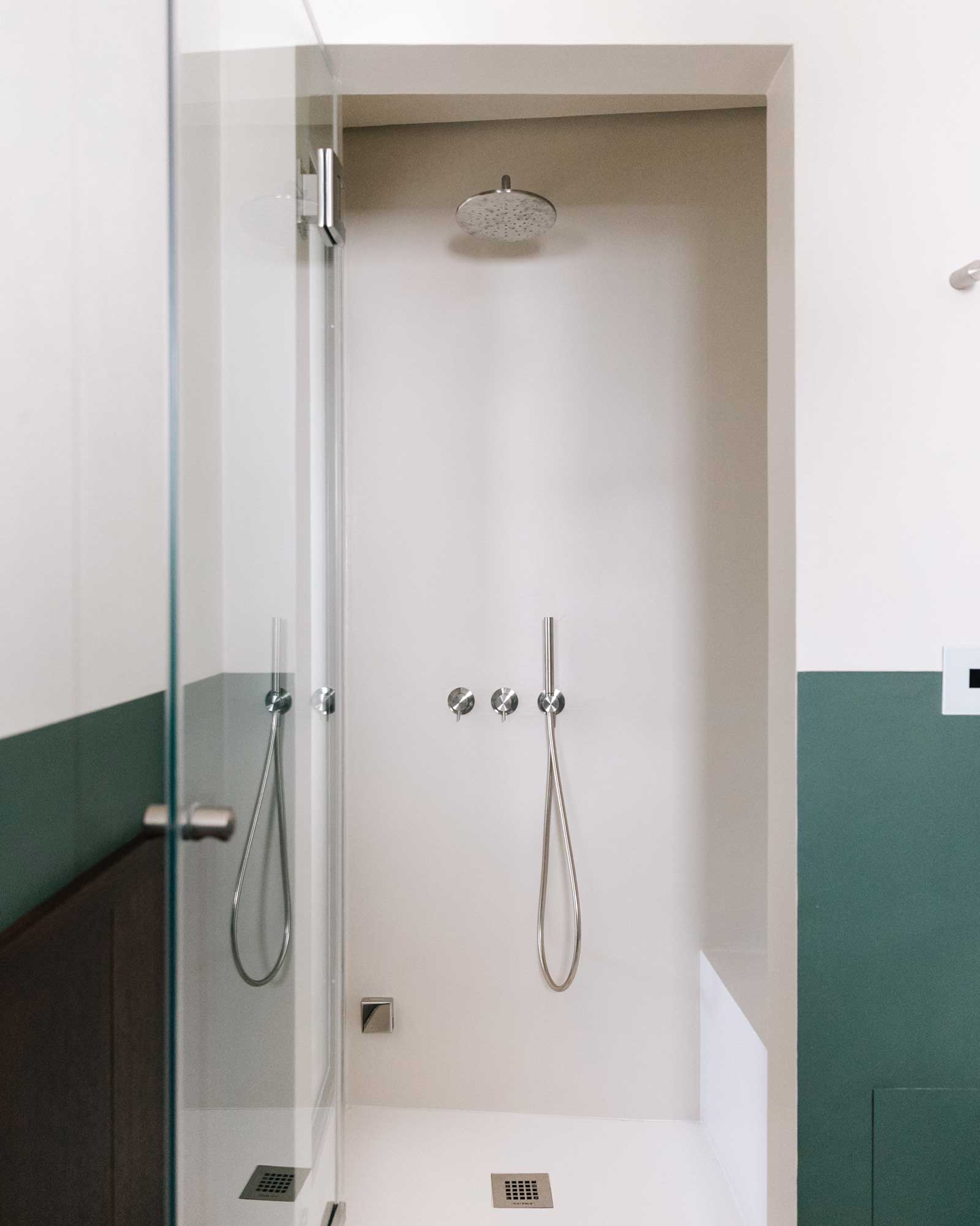 palazzina-gentile_guesthouse_puglia-italy_interior-bathroom-shower.jpg