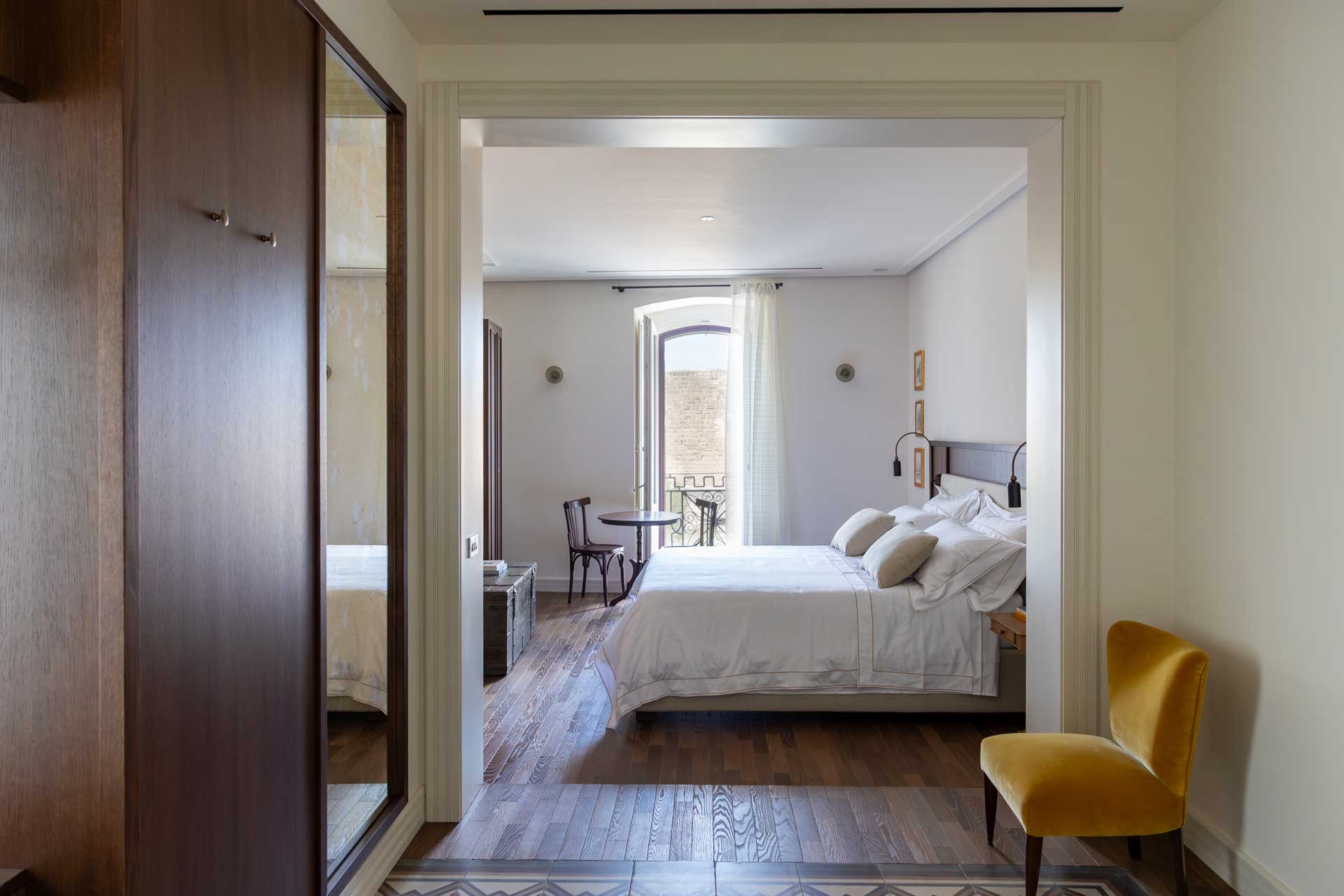 palazzina-gentile_guesthouse_puglia-italy_interior-bed-room-design.jpg