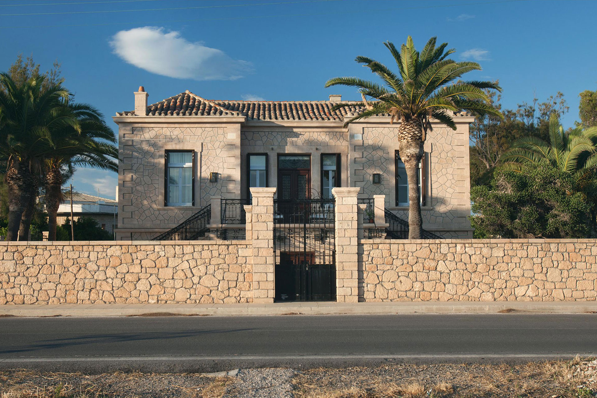 villa-vithania_villa_aegina-greece_exterior.jpg