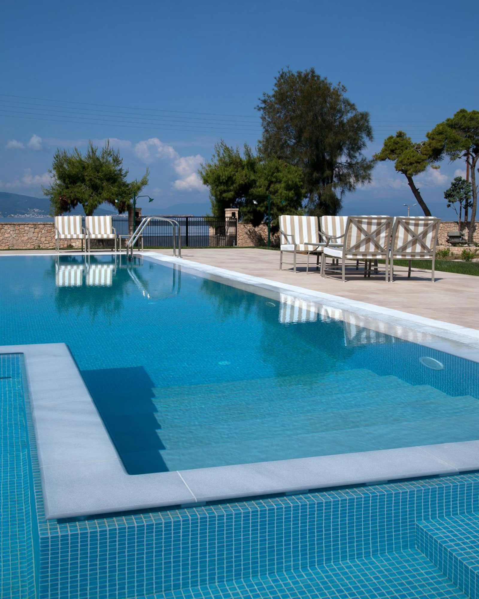 villa-vithania_villa_aegina-greece_exterior-pool-design.jpg