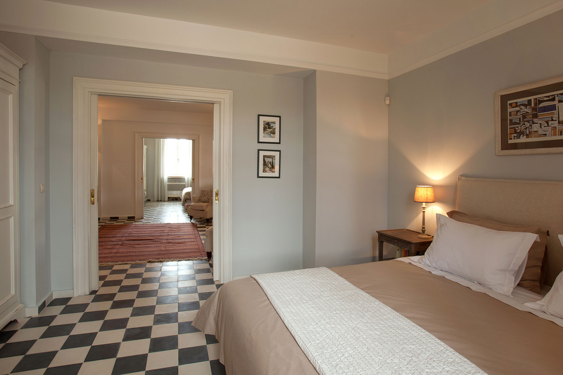 villa-vithania_villa_aegina-greece_interior-bed.jpg