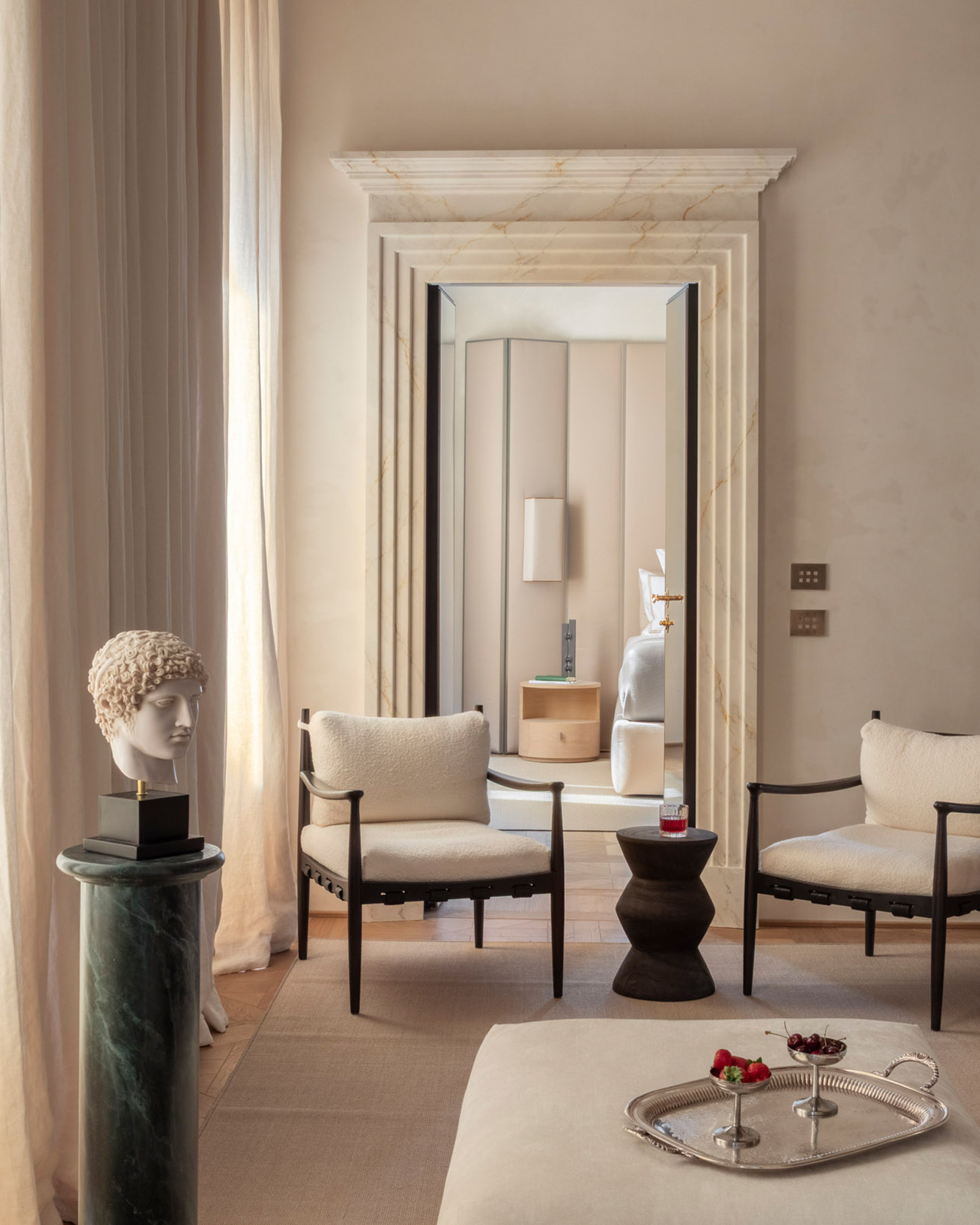 casa-naman_apartment_roma-italy_interior-aeneas-chairs.jpg