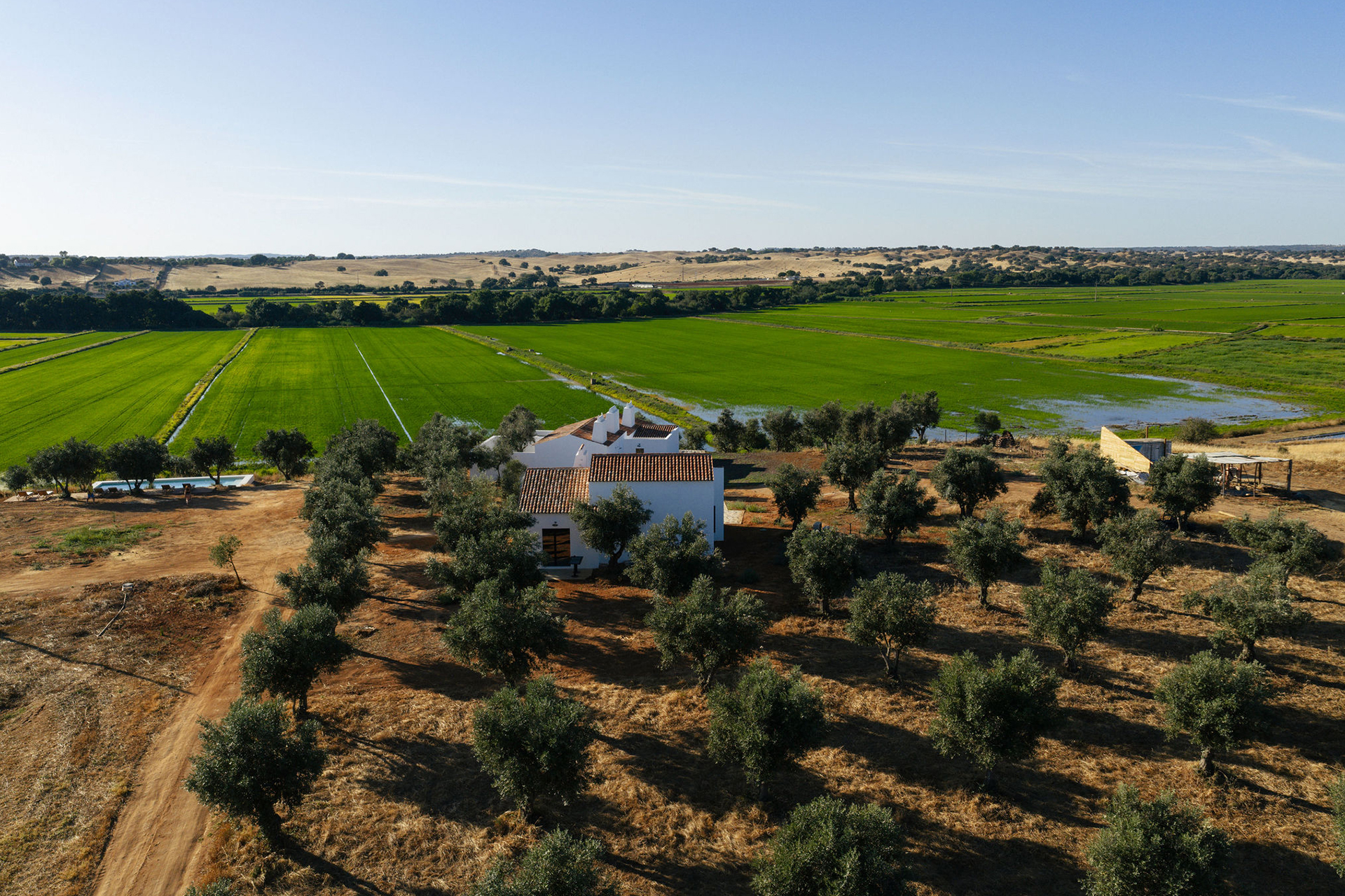 montinhos_estate_setubal-portugal_exterior-drone.jpg