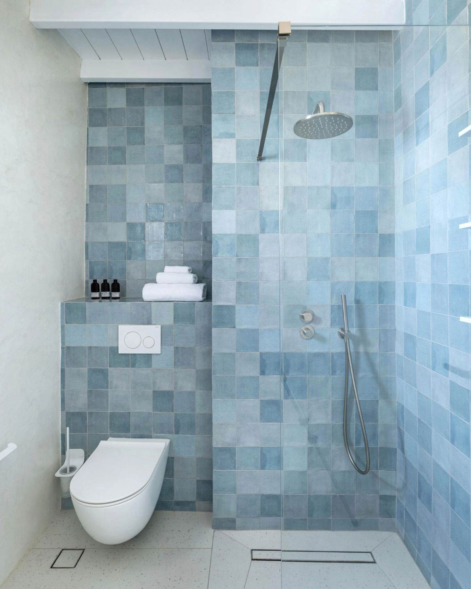alas-astypalea_house_Astypalea-greece_A1_interior-shower-bathroom.jpg