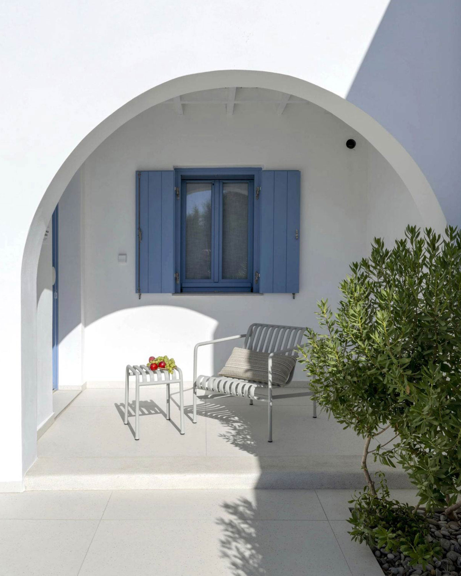 alas-astypalea_house_Astypalea-greece_A2_exterior-chair.jpg