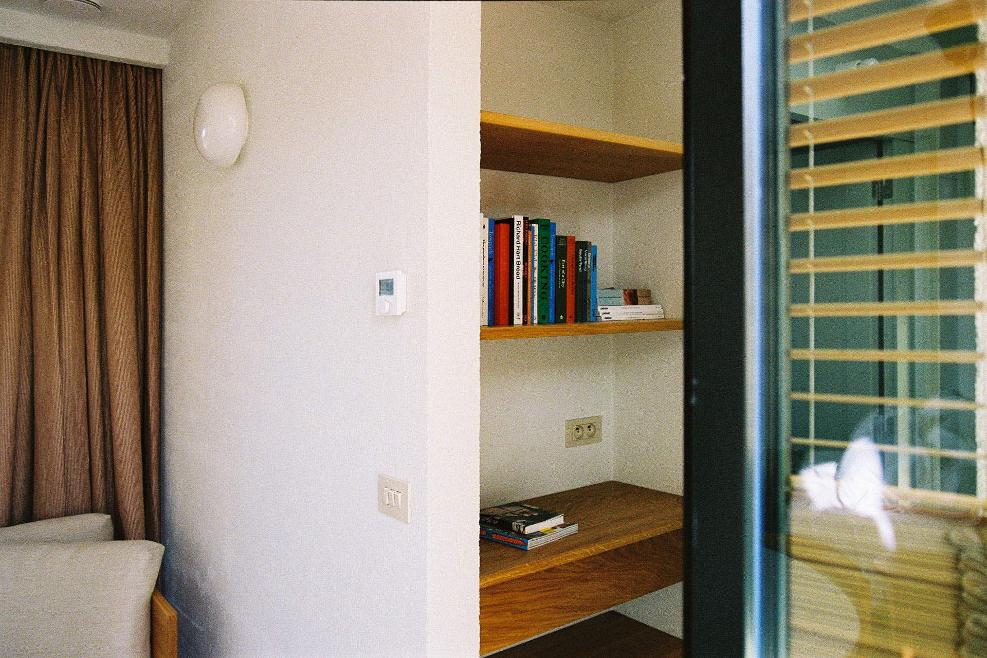 bautier-apartments_apartment_Bruxelles-belgium_cote-rue-interior-detail.jpg