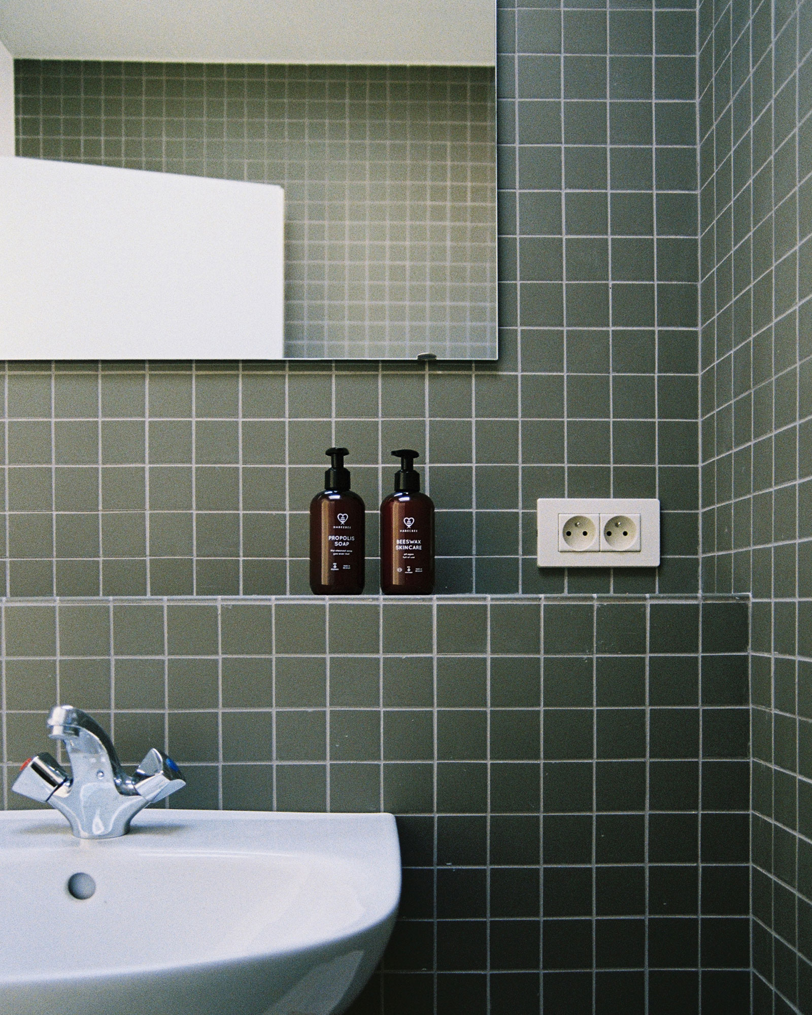 bautier-apartments_apartment_Bruxelles-belgium_cote-jardin-interior-bathroom.jpg