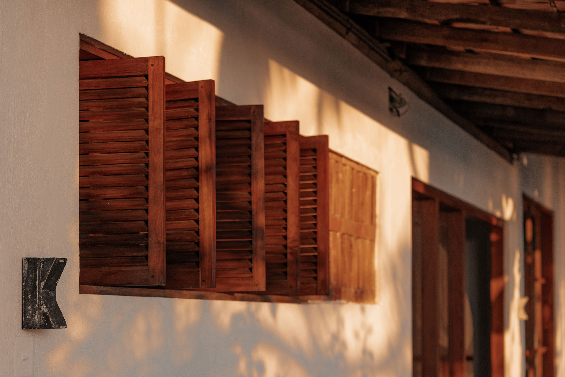 sunyata_beachhouse_Nilwella-sri-lanka_exterior-detail-facade.jpg