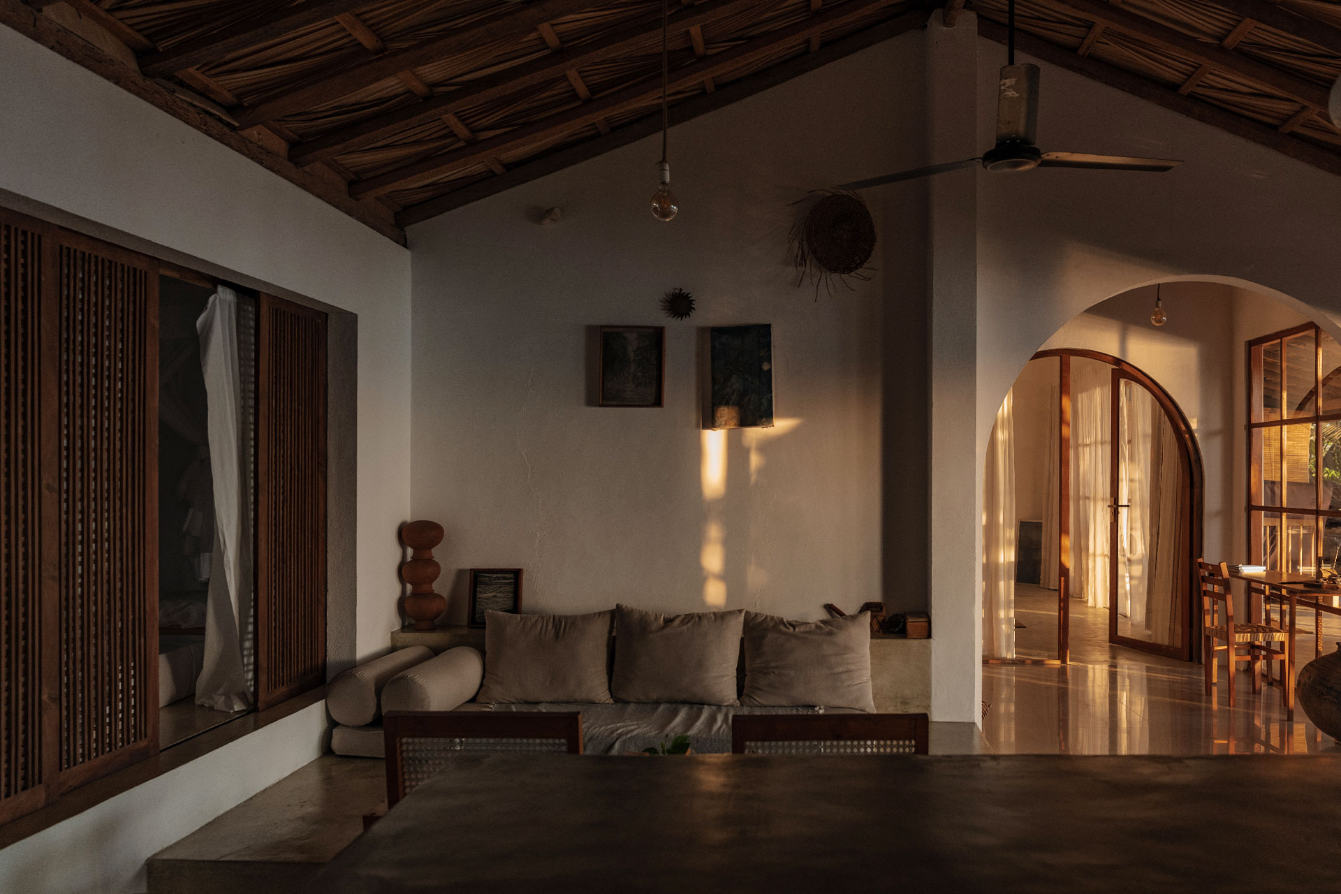 sunyata_beachhouse_Nilwella-sri-lanka_interior-design-space.jpg