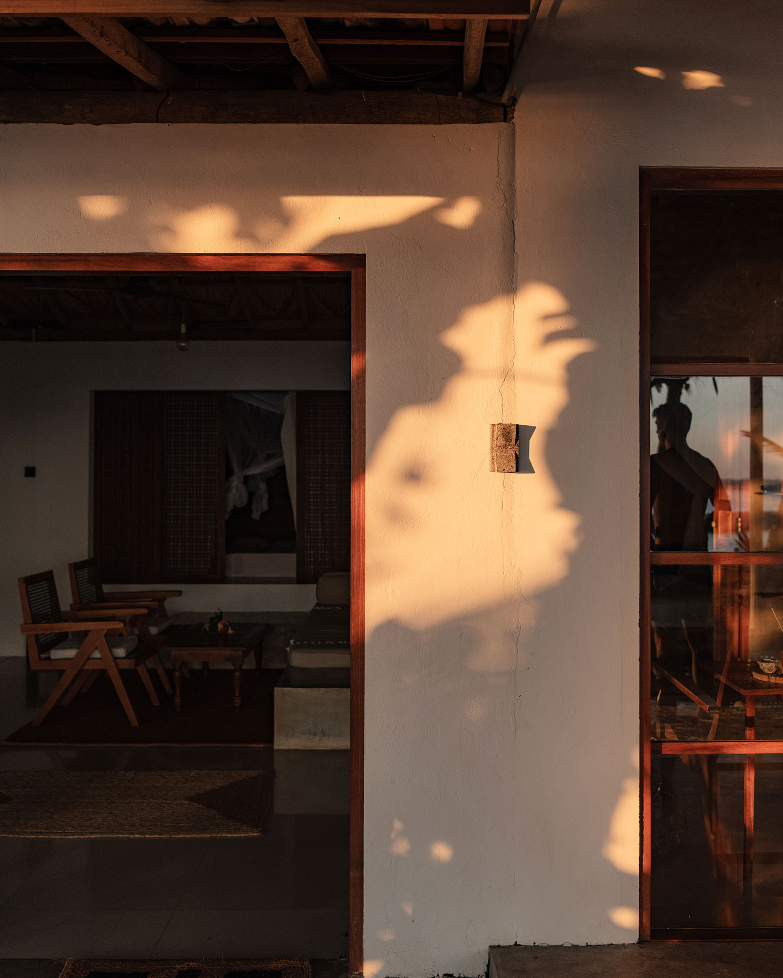 sunyata_beachhouse_Nilwella-sri-lanka_interior-sunset-detail.jpg