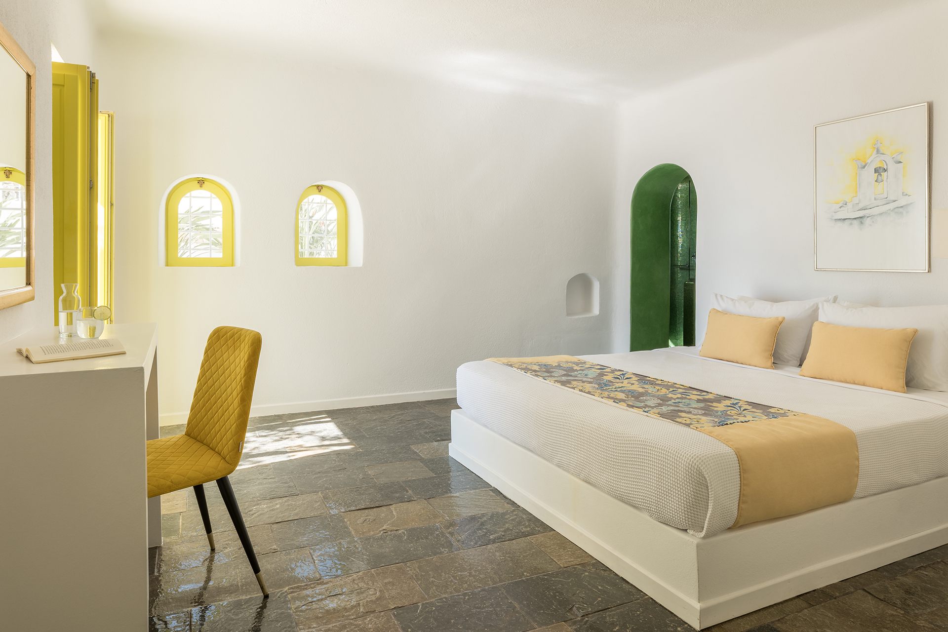 ftelari-villa_villa_oia-santorini-greece_interior-bed-room.jpg