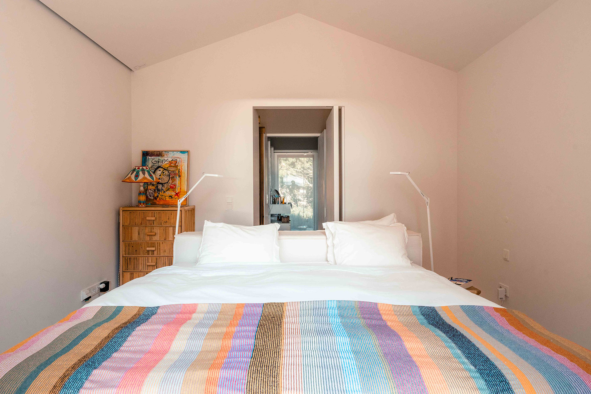 casa-atlantica_beachhouse_melides-portugal_interior-bed-room.jpg