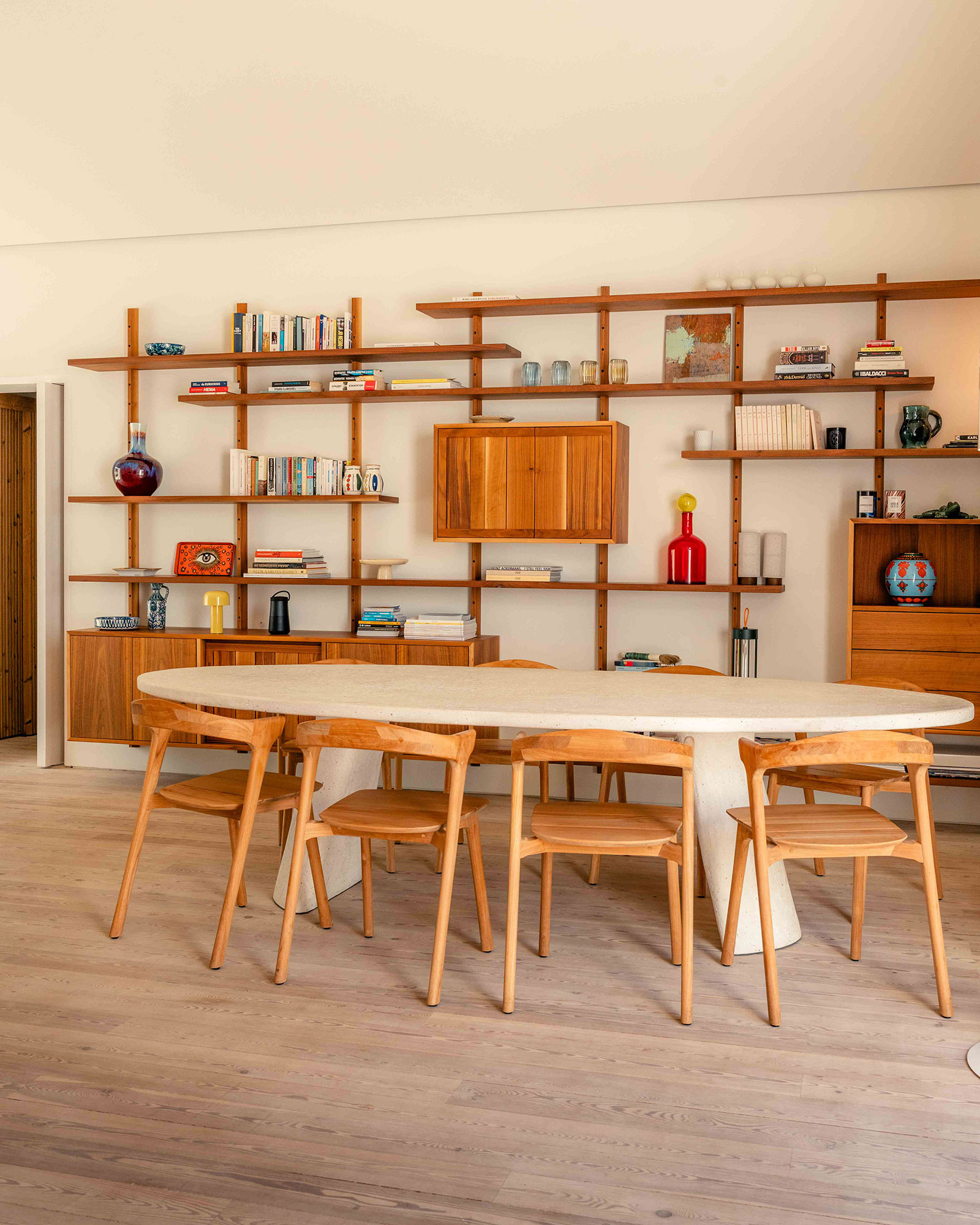 casa-atlantica_beachhouse_melides-portugal_interior-table.jpg