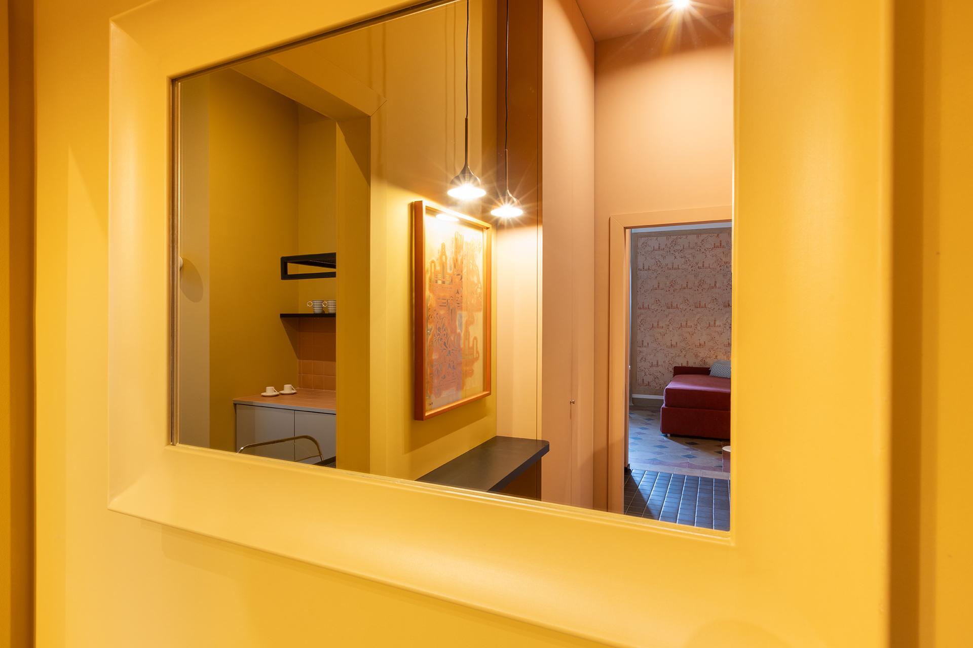 la-favia-milano_small-hotel_milano-italy_interior-yellow.jpg