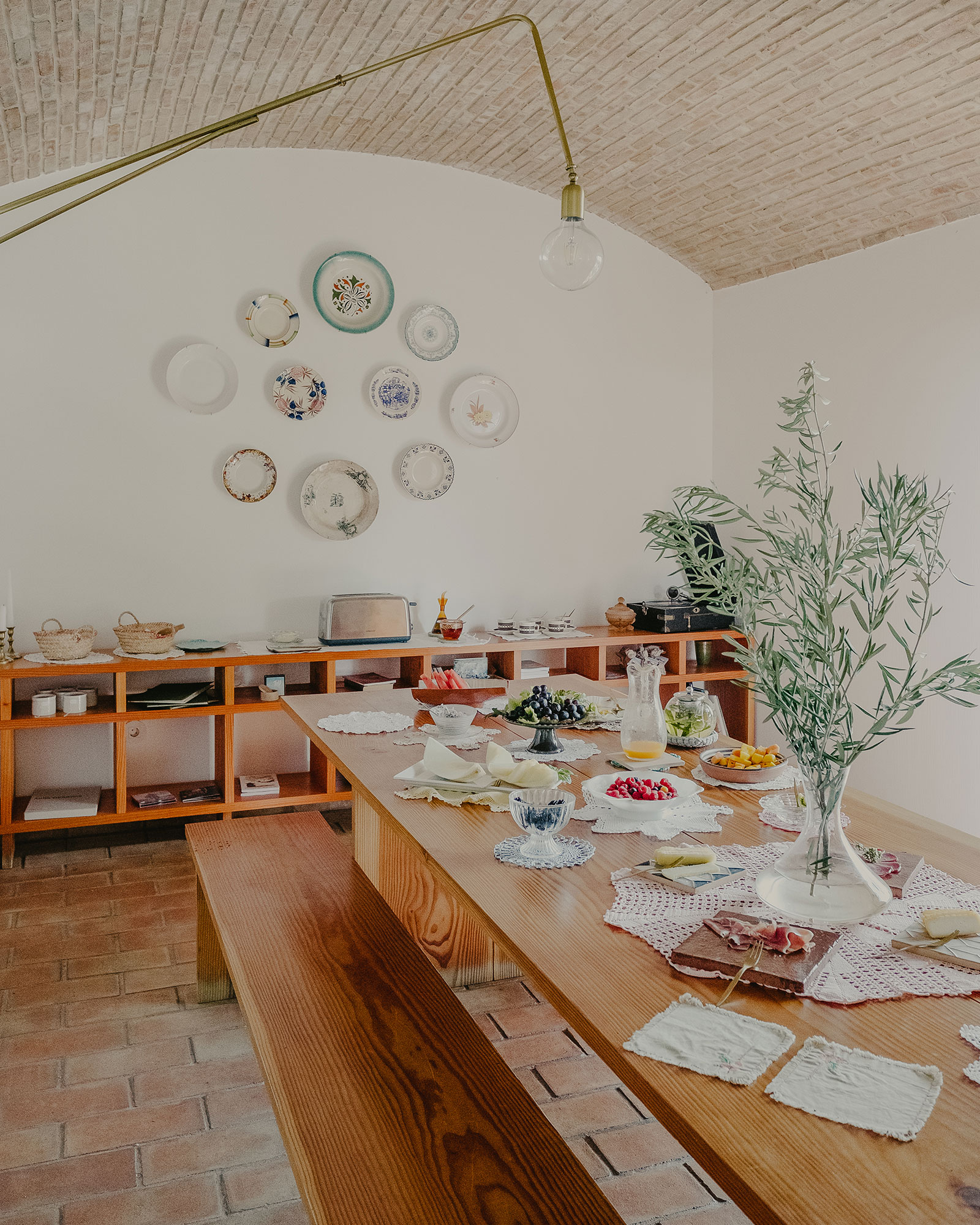 casa-modesta_small-hotel_faro-portugal_interior-design.jpg