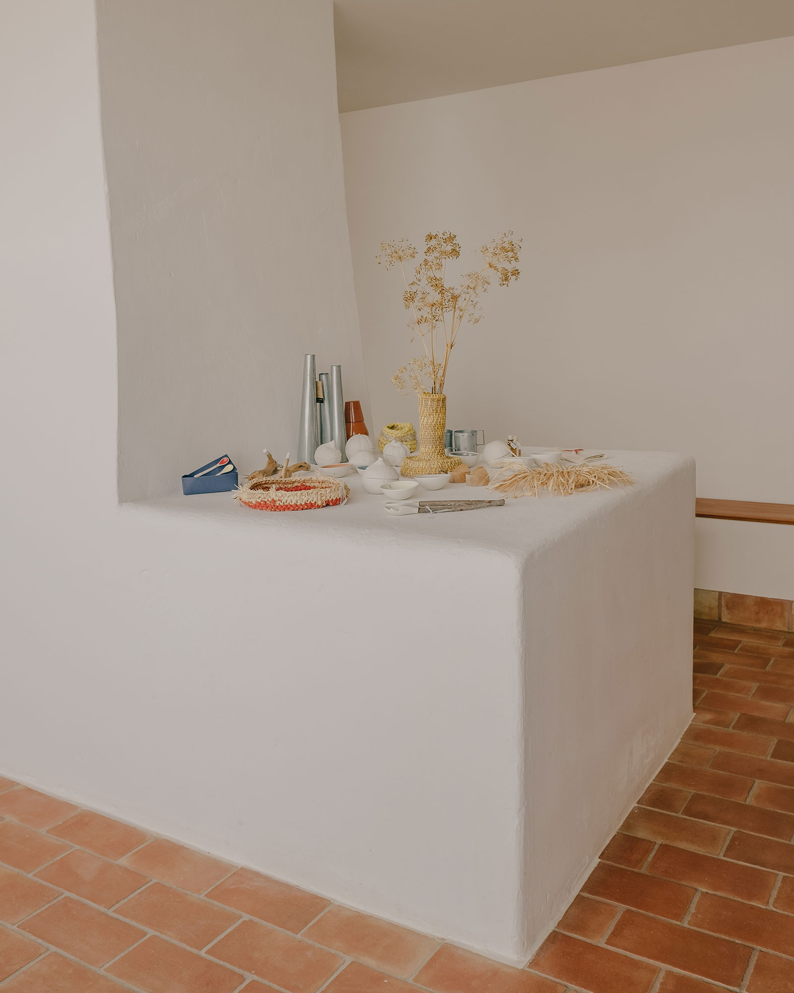 casa-modesta_small-hotel_faro-portugal_interior-detail.jpg