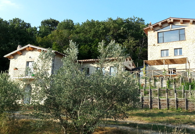 7030ed8dd9738d70936d679b750c080125648483.jpg