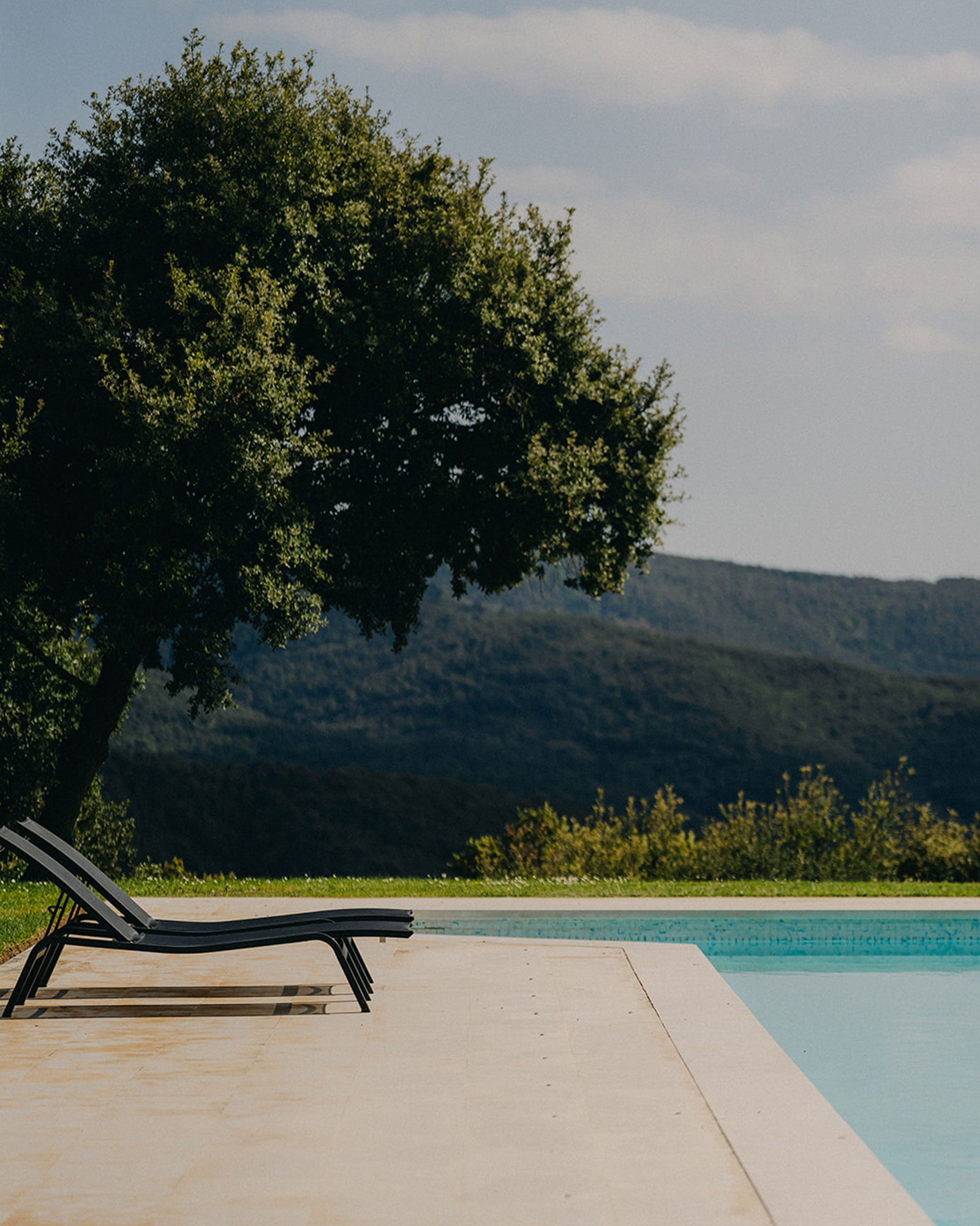 puig-castellar_country-house_catalonia-spain_exterior-pool-detail.jpg